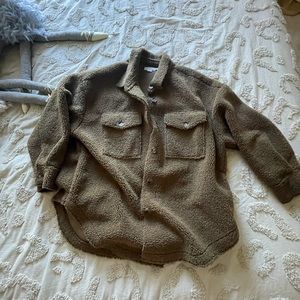 Good American shearling Shacket